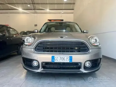 Usata Mini Cooper Countryman 136 CV (100 kW) 2020 Marrone SUV