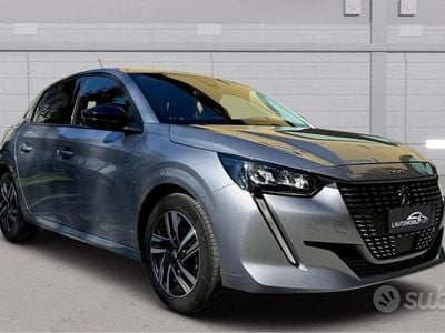 Usata Peugeot 208 Allure 75 CV (55 kW) 2022 Grigio Utilitaria