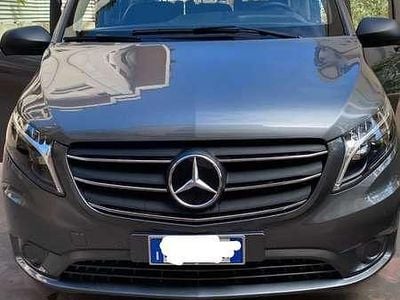 Usata Mercedes Vito 190 CV (139 kW) 2023 Grigio Furgone