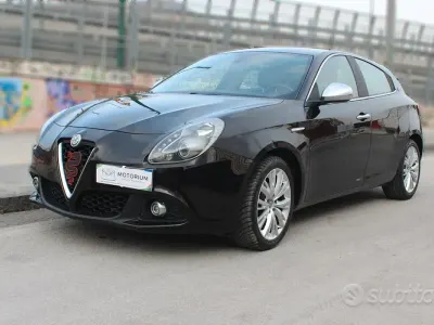 Usata Alfa Romeo Giulietta Super 120 CV (88 kW) 2016 Nero Utilitaria