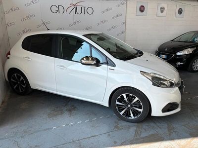 usata Peugeot 208 2085p 1.2 puretech Signature s