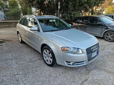 Usata Audi A4 Ambiente 140 CV (102 kW) 2005 Grigio Station wagon