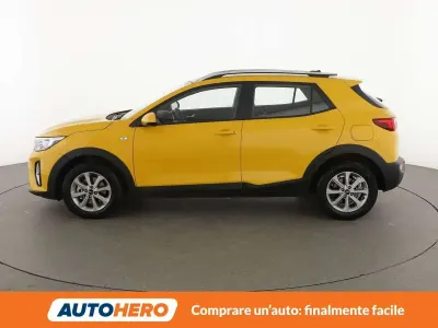 Używany Kia Stonic Urban 84 KM (61 kW) 2023 Żółty SUV