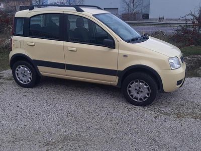 Usata Fiat Panda 60 CV (44 kW) 2005 Giallo Utilitaria