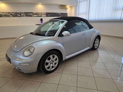 Usata VW New Beetle 75 CV (55 kW) 2004 Argento Utilitaria