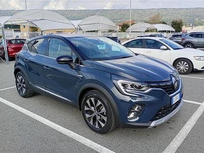 Usata Renault Captur Intens 94 CV (69 kW) 2022 Be style istanbul (blue marine SUV