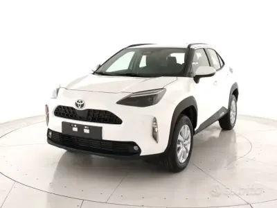 Nuova Toyota Yaris Cross Active 115 CV (84 kW) 2026 Bianco SUV