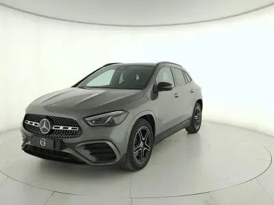 Nuova Mercedes GLA200 Advanced Plus 150 CV (110 kW) 2026 Mountain grau metallic SUV