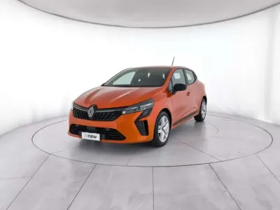 Occasion Renault Clio V Evolution 91 PK (66 kW) 2024 Oranje Sedan