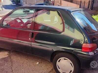 Usata Peugeot 106 57 CV (41 kW) 1997 Verde Utilitaria