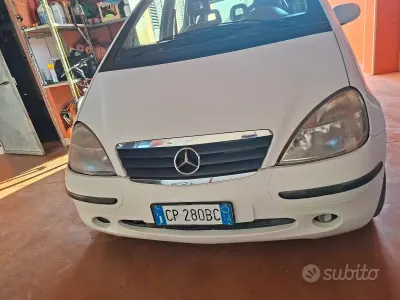 Usata Mercedes A140 82 CV (60 kW) 2004 Bianco Utilitaria