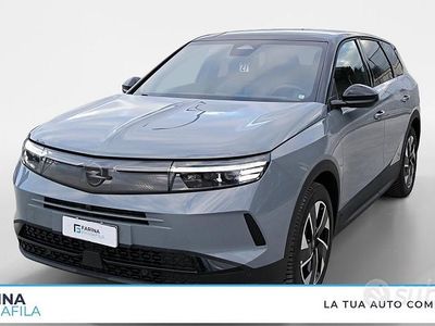 Nuova Opel Grandland X 145 CV (106 kW) 2025 Grigio scuro / tetto nero SUV
