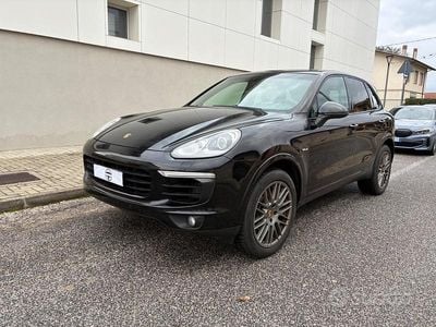 Usata Porsche Cayenne 250 CV (183 kW) 2016 Nero SUV