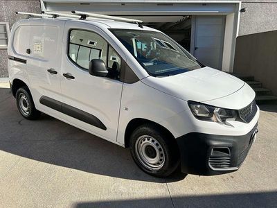 Usata Peugeot Partner Premium 101 CV (74 kW) 2021 Bianco Monovolume