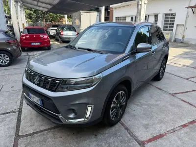 Usata Suzuki Vitara 129 CV (94 kW) 2022 Grigio SUV