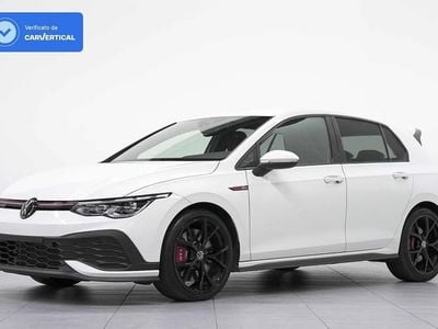 Begagnad VW Golf VIII GTI Clubsport 300 HK (220 kW) 2024 Vit Halvkombi