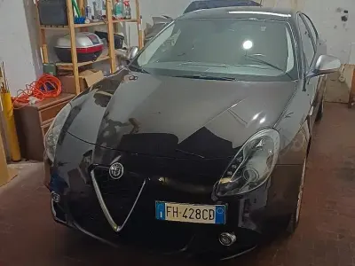 Usata Alfa Romeo Giulietta 120 CV (88 kW) 2017 Nero Utilitaria