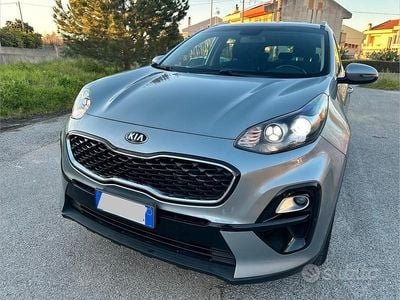 Usata Kia Sportage 115 CV (84 kW) 2019 Grigio SUV