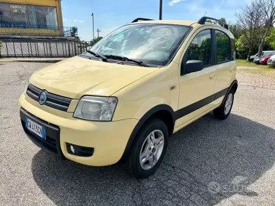 Usata Fiat Panda 4x4 Climbing 60 CV (44 kW) 2005 Giallo Utilitaria