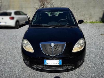 Usata Lancia Ypsilon 74 CV (54 kW) 2008 Nero Utilitaria