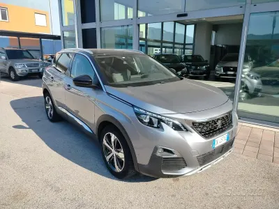 Usata Peugeot 3008 Allure 131 CV (96 kW) 2019 Grigio SUV