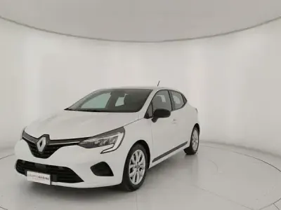 Usata Renault Clio V Business 101 CV (74 kW) 2022 Bianco Utilitaria
