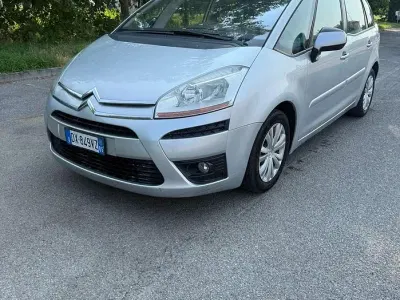 Usata Citroën Grand C4 Picasso 109 CV (80 kW) 2009 Grigio Monovolume