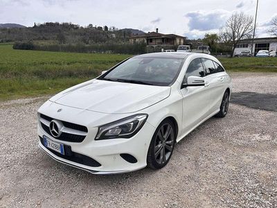 Usata Mercedes CLA180 Shooting Brake Edition 109 CV (80 kW) 2017 Station wagon