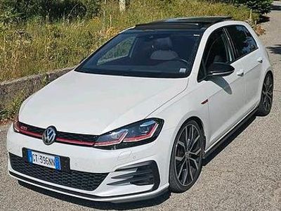 Begagnad VW Golf VIII GTI 245 HK (180 kW) 2024 Vit Sedan