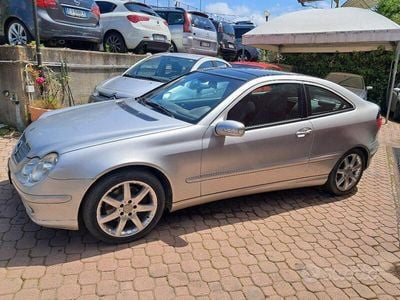 Begagnad Mercedes C230 192 HK (141 kW) 2002 Silver Sportkupé