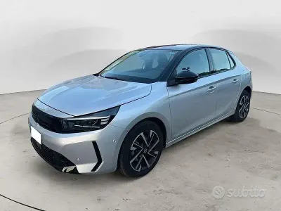 Usata Opel Corsa 101 CV (74 kW) 2025 Grigio Berlina