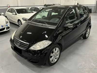 Usata Mercedes A150 95 CV (69 kW) 2010 Nero Utilitaria