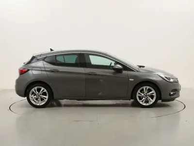 Usata Opel Astra Business Elegance 131 CV (96 kW) 2020 Grigiogrigio Berlina