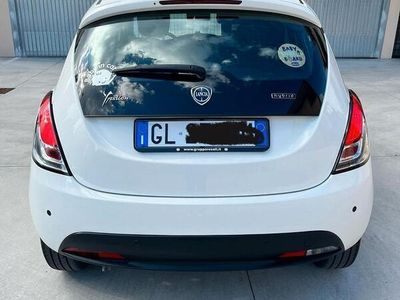 usata Lancia Ypsilon Ypsilon1.0 firefly hybrid Silver Plus s