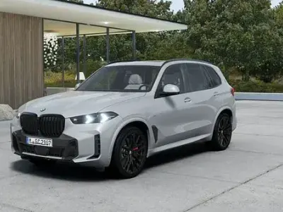 Nuova BMW X5 M Sport 352 CV (258 kW) 2026 Grigio SUV