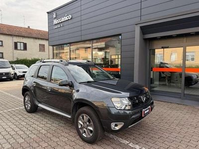 Usata Dacia Duster Lauréate 110 CV (80 kW) 2017 Grigio SUV