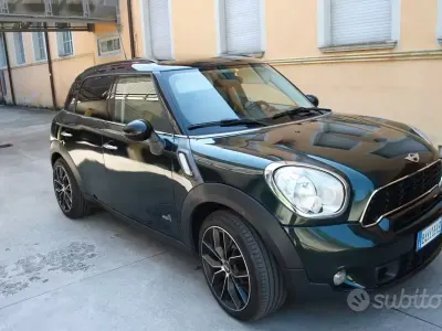 Usata Mini Cooper SD Countryman 143 CV (105 kW) 2011 Verde SUV