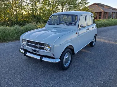 Usata Renault R4 26 CV (19 kW) 1972 Blu/azzurro Berlina