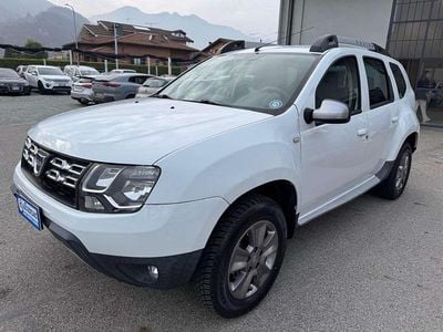 Usata Dacia Duster Lauréate 109 CV (80 kW) 2014 Bianco SUV