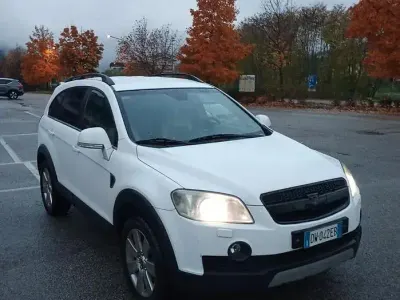 Usata Chevrolet Captiva 190 CV (139 kW) 2009 Bianco SUV