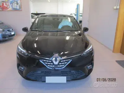 Usata Renault Clio V Techno 91 CV (66 kW) 2022 Nero Utilitaria