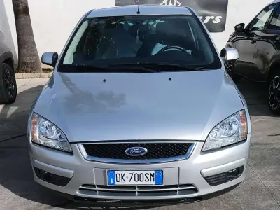 Usata Ford Focus 116 CV (85 kW) 2007 Grigio Berlina
