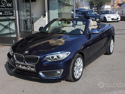 Usata BMW 220 Luxury Line 190 CV (139 kW) 2016 Blu Cabrio