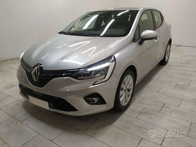 Begagnad Renault Clio V Zen 86 HK (63 kW) 2020 Silver Sedan