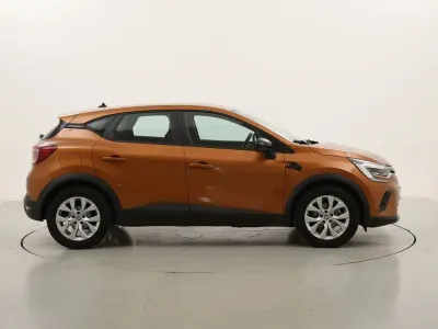 Usata Renault Captur Business 143 CV (105 kW) 2022 Arancionearancione SUV