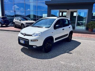 Usata Fiat Panda 4x4 Wild 85 CV (62 kW) 2022 Bianco Utilitaria