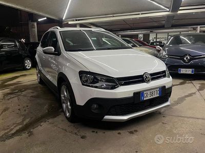 Usata VW Polo Cross 90 CV (66 kW) 2016 Bianco Utilitaria