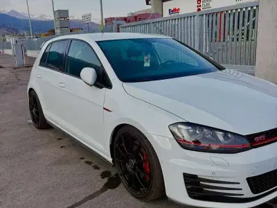 Usata VW Golf VII Business 230 CV (169 kW) 2016 Berlina