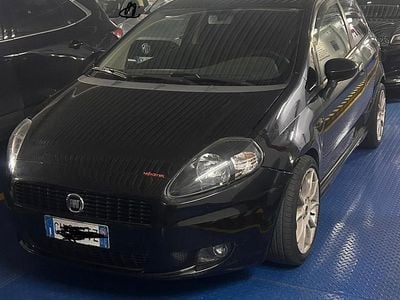 Usata Fiat Grande Punto 130 CV (95 kW) 2006 Utilitaria