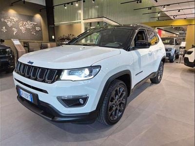 Usata Jeep Compass 179 CV (131 kW) 2020 Bicol.bianco+t.nero SUV